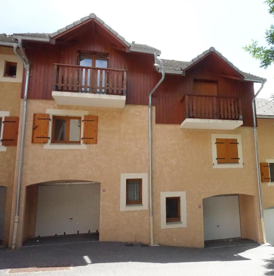 Apartmán T3 Au Plan D'Eau D'Embrun Avec Garage Et Terrasse Exteriér fotografie